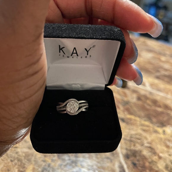 Ring - Picture 2 of 2